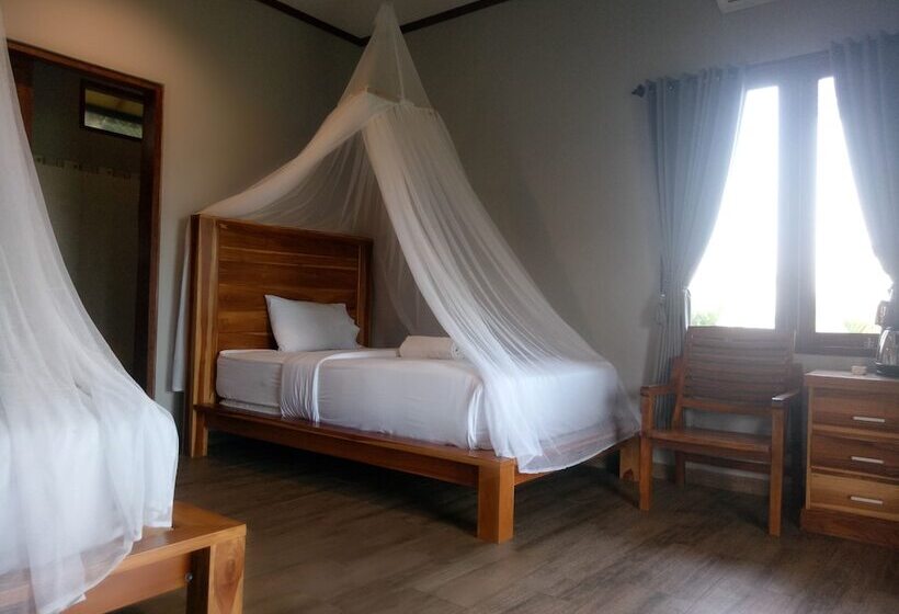민박 Emir Surfcamp