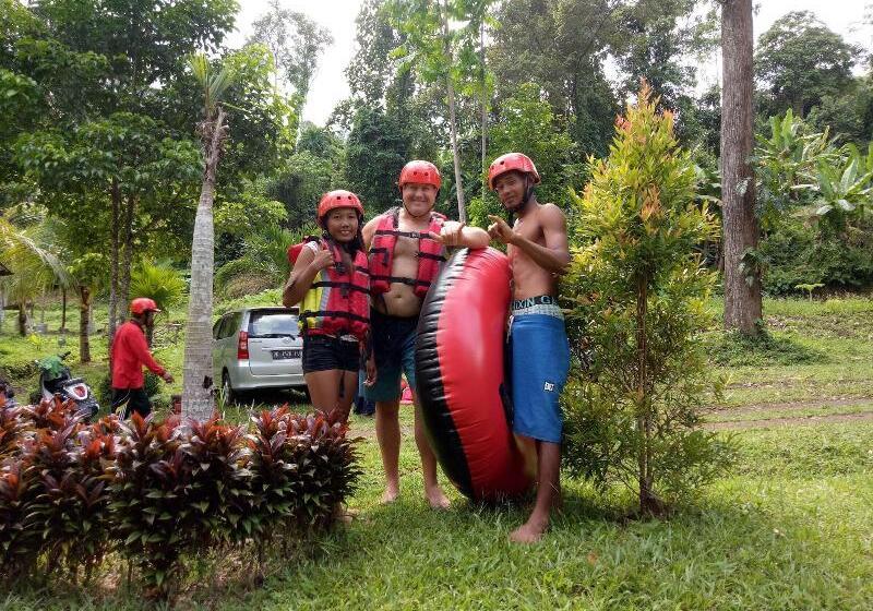 צימר Emir Surfcamp