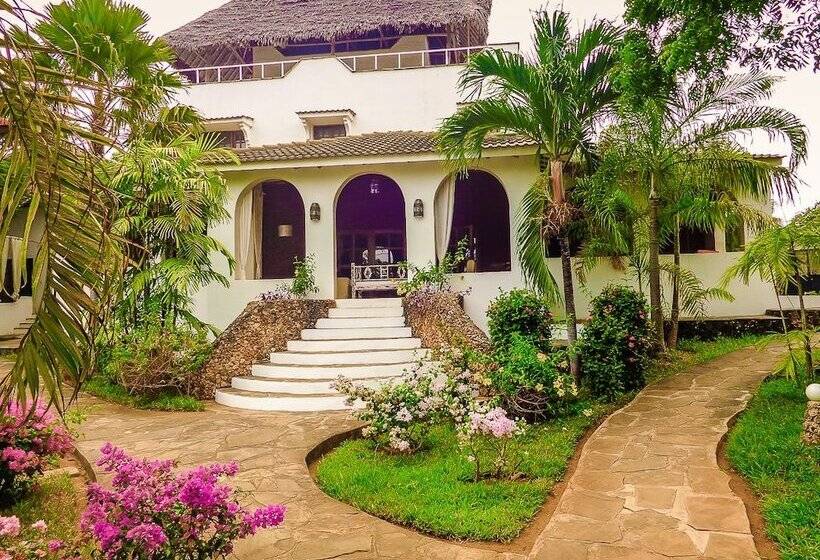 مسافرخانه Cestlavie Resort And Spa