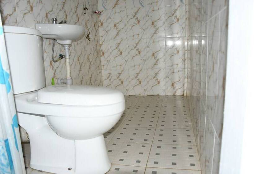 فندق Bb Tributary