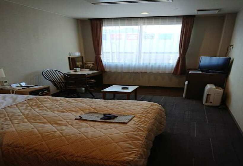 Business Hotel Kawakami Kumano