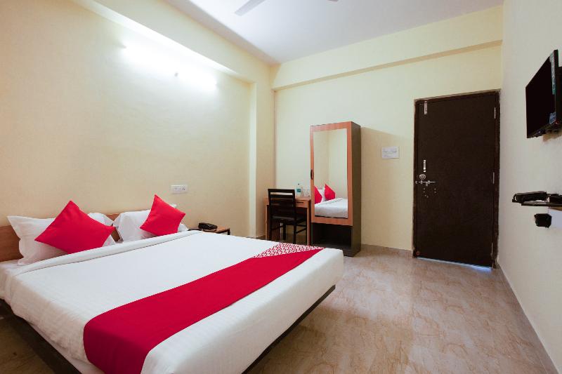 ホテル Deepansh Plaza By Oyo Rooms