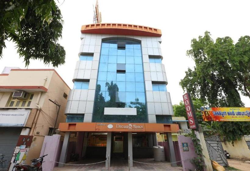 هتل Dreams Manor By Oyo Rooms