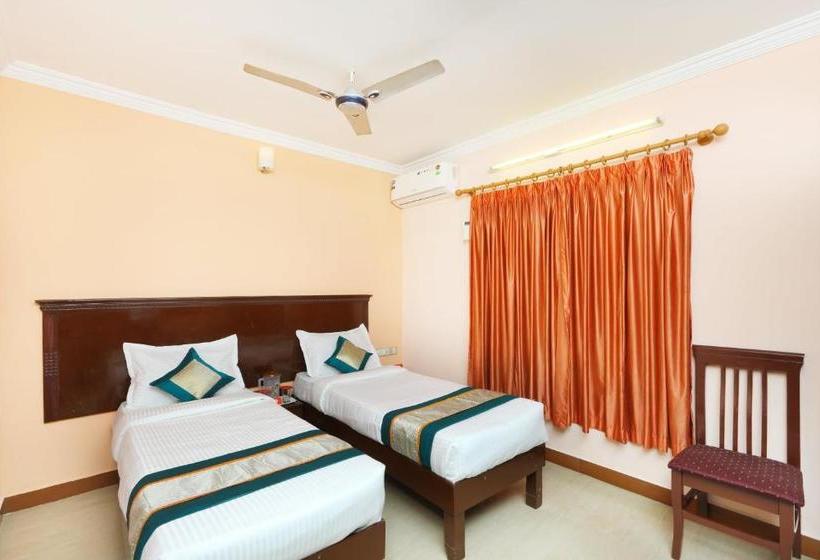 هتل Dreams Manor By Oyo Rooms