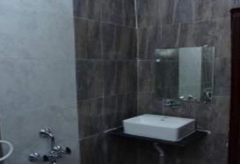 בית מלון כפרי Fun N Food