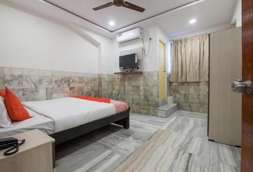 Super Hotel O Holiday Rani Gunj Opp Punjab National Bank