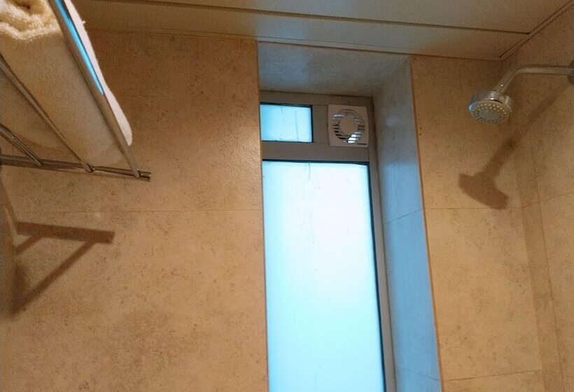 ホテル Jindal Regency