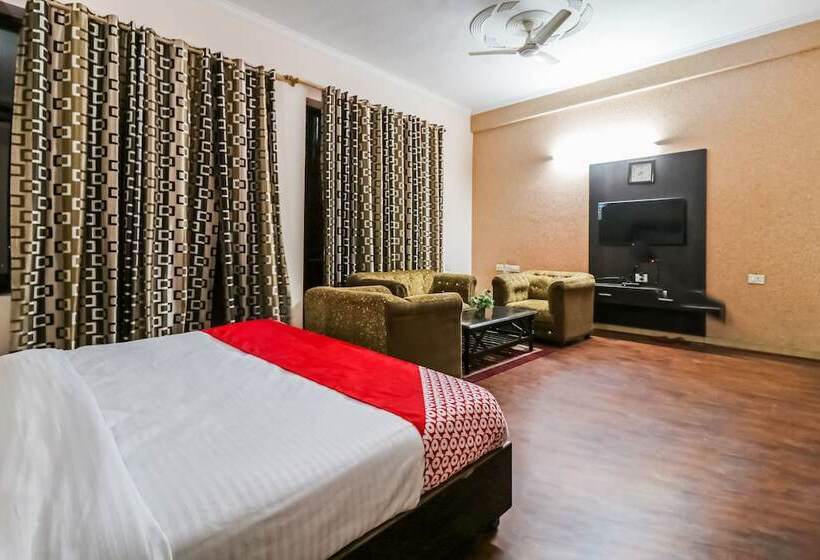 Отель Nestway By Oyo Rooms