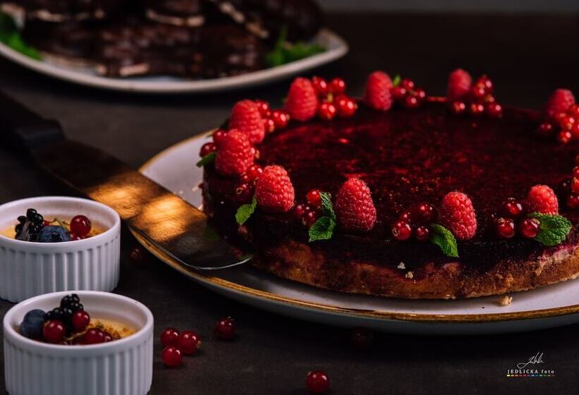 ホテル Nutrend World