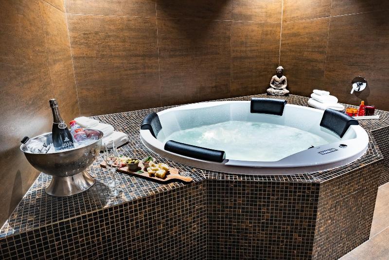 ホテル Nutrend World