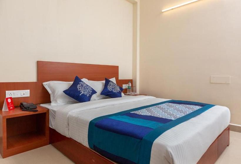 Отель Oyo 23518 Moon Bay