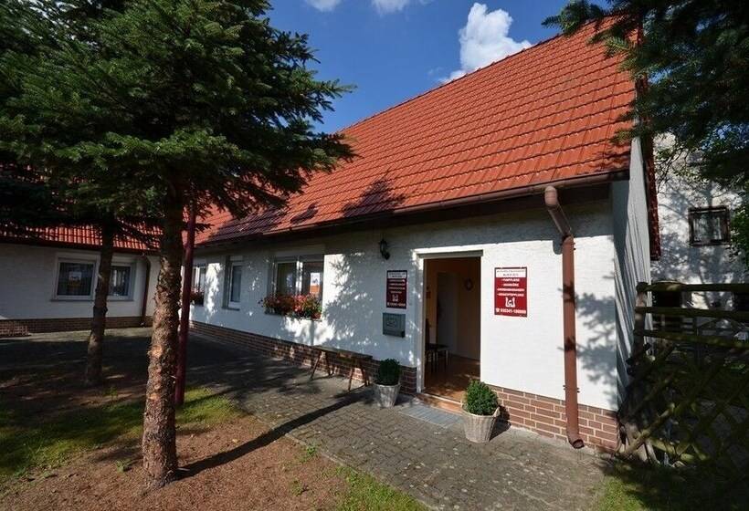 Отель Parkschlößchen Maasdorf