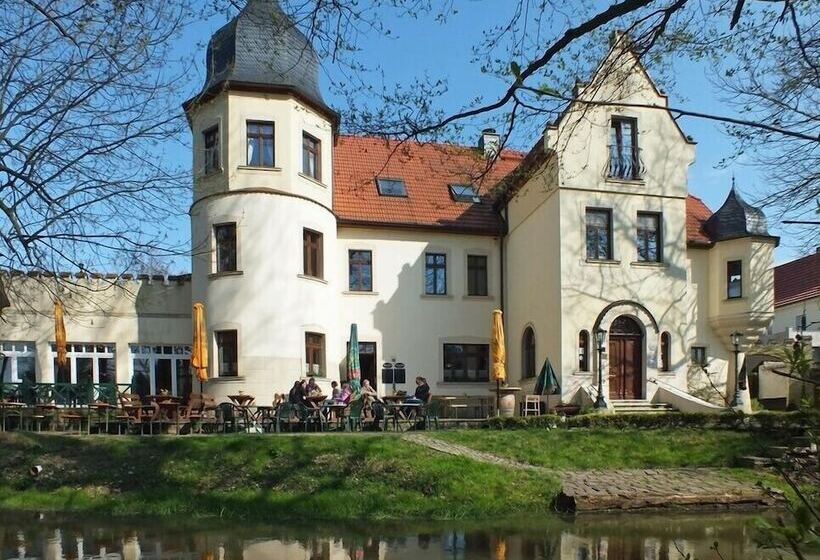 Отель Parkschlößchen Maasdorf