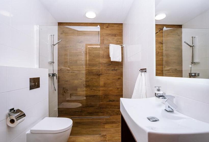 בית מלון כפרי Pokoje4you