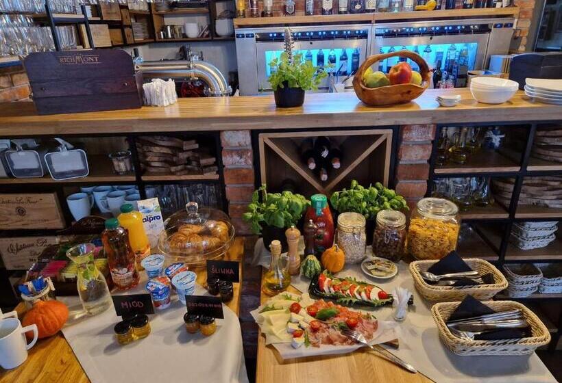 هتل Provincja Winebar & Rooms