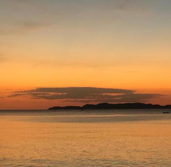 בית מלון כפרי Rosarito