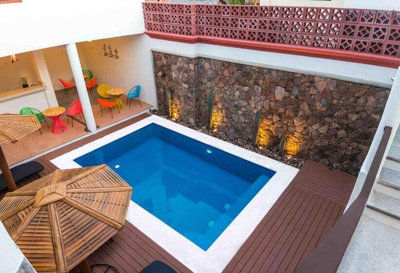 هتل Rosarito