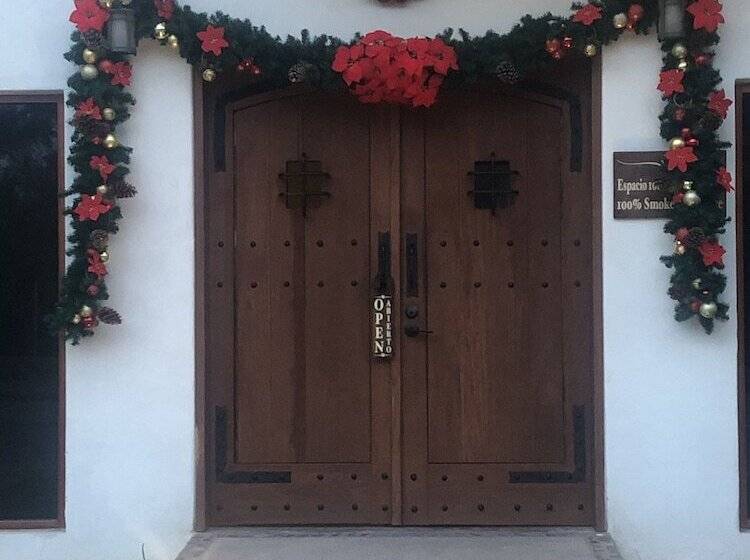 בית מלון כפרי Rosarito