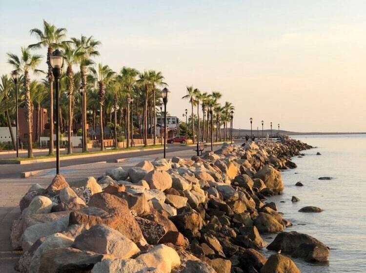 هتل Rosarito