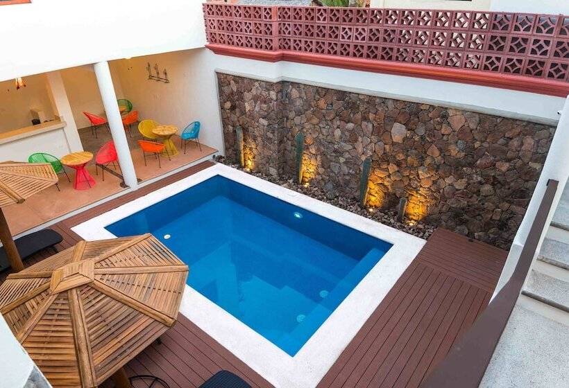 בית מלון כפרי Rosarito