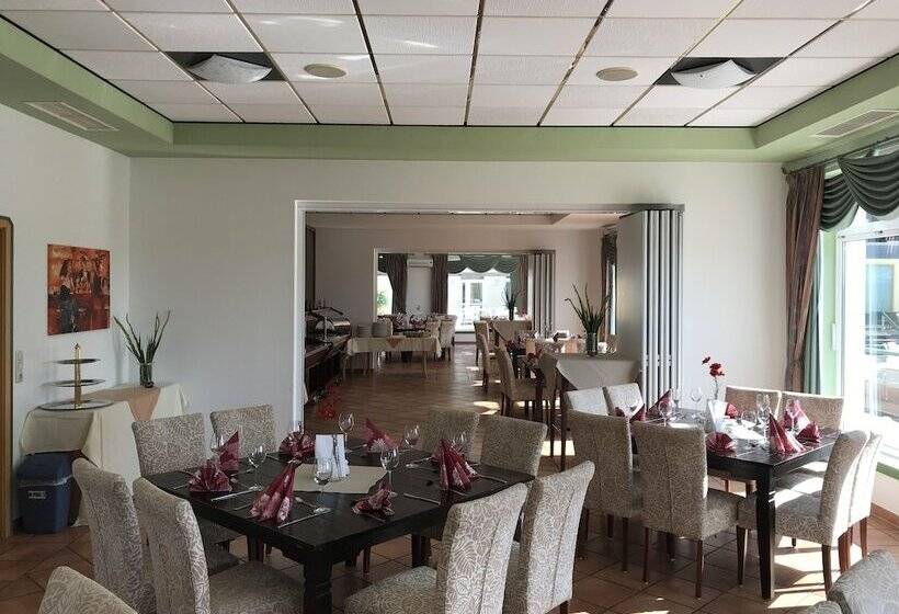 בית מלון כפרי Sportpark