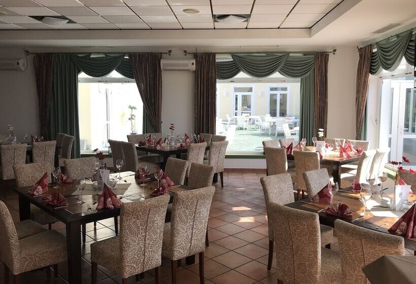 בית מלון כפרי Sportpark