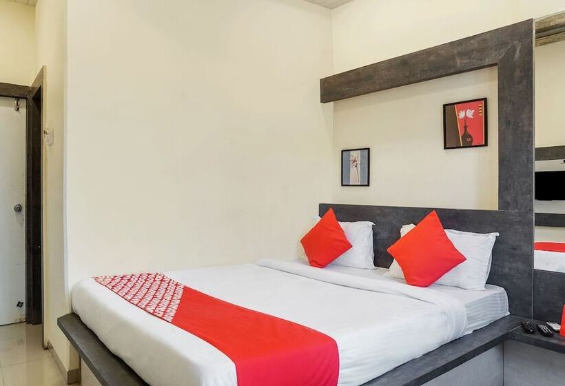 בית מלון כפרי Summer Palace By Oyo Rooms