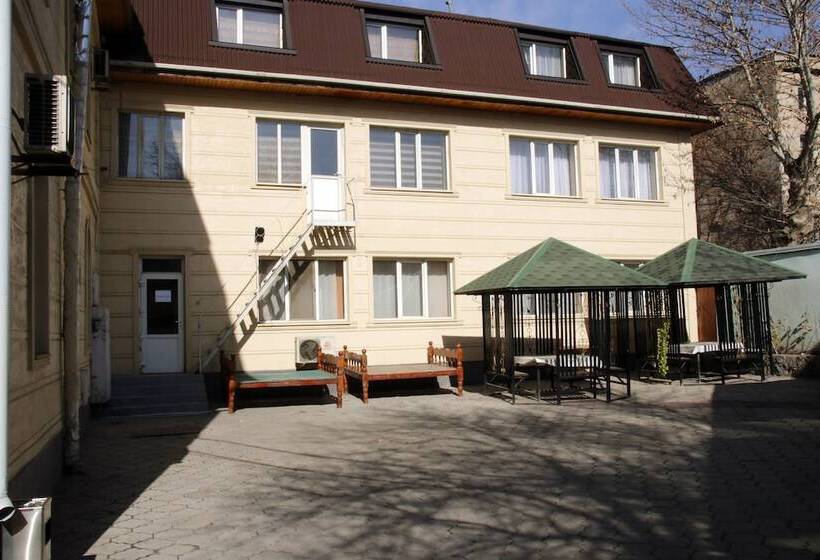 هتل Sunrise Guest House