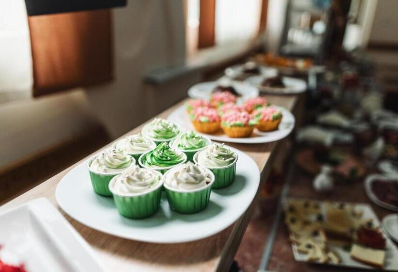 هتل Sunrise Guest House