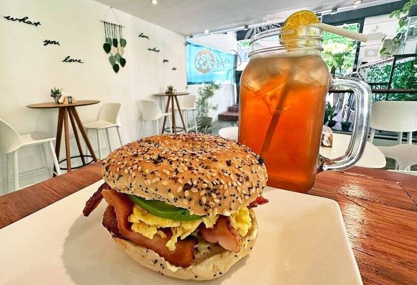 Отель Surf Ranch Tamarindo