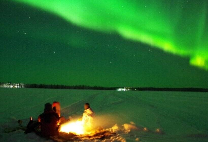 Lauri Historical Log House Manor