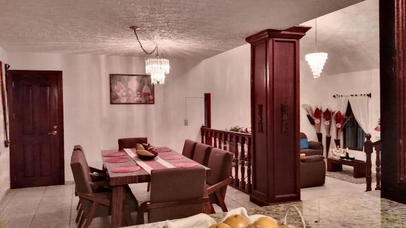 Lia Ajijic  Lakeside B&b