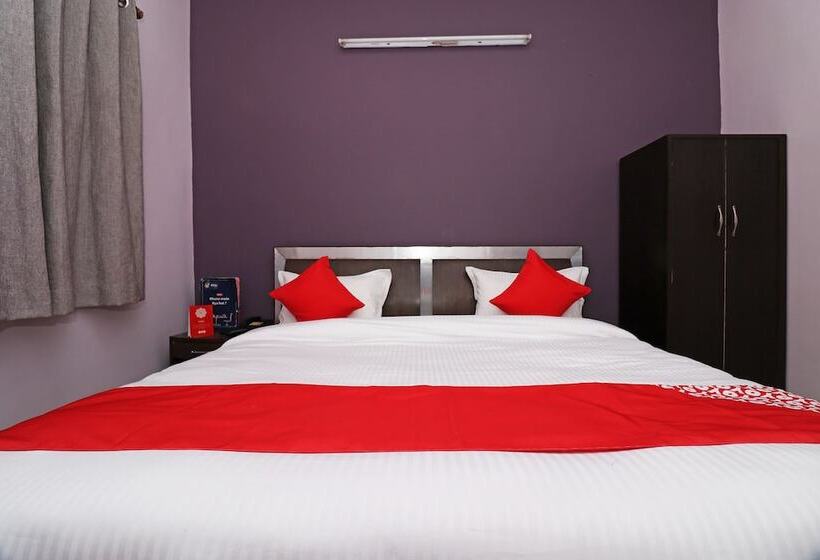 Oyo 24662 Hotel Shanti