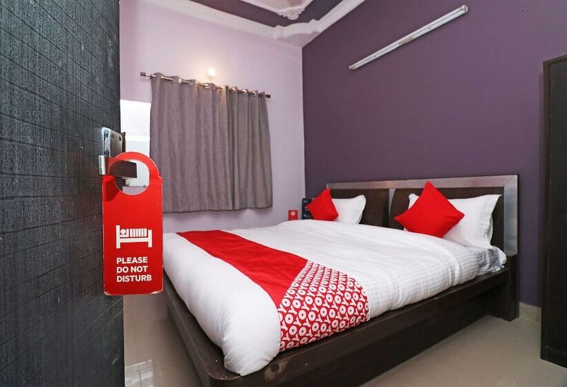 Oyo 24662 Hotel Shanti