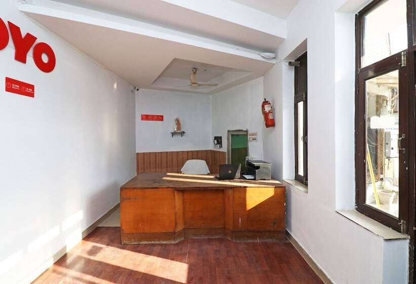 Oyo 24662 Hotel Shanti