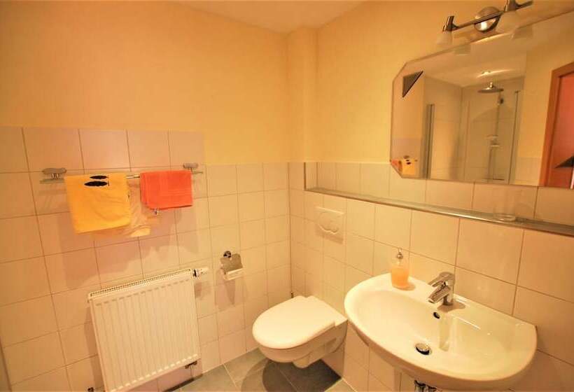 ペンション Gästehaus Jäger