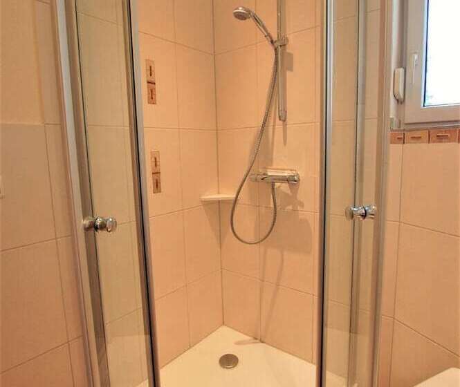 ペンション Gästehaus Jäger