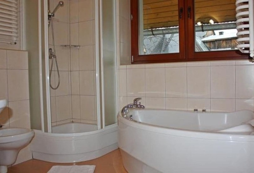 پانسیون Willa Halka