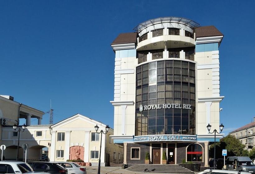 Royal Hotel Riz