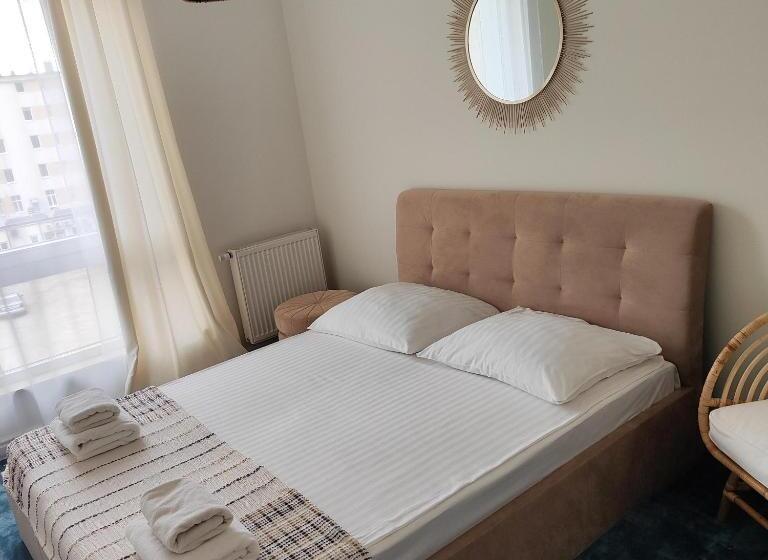 Sleepy3city Apartments Batorego 9