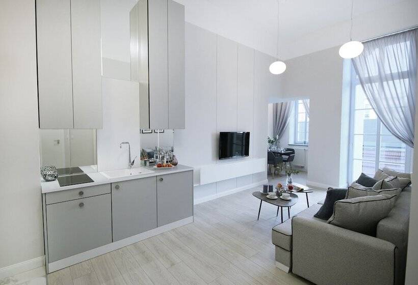 Absyntapart   Bulwar Staromiejski