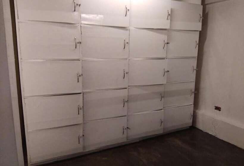 هاستل Dormitelsph Ust