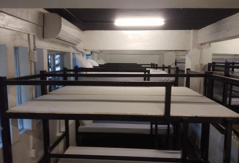 هاستل Dormitelsph Ust