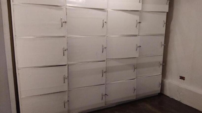 هاستل Dormitelsph Ust