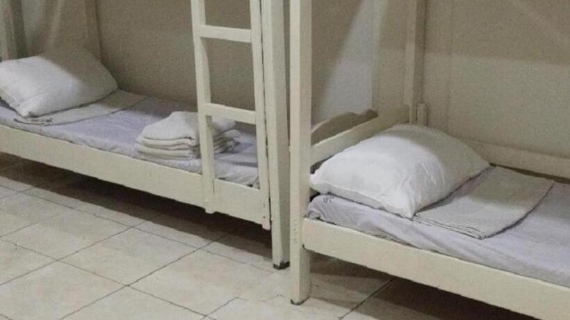 هاستل Dormitelsph Ust