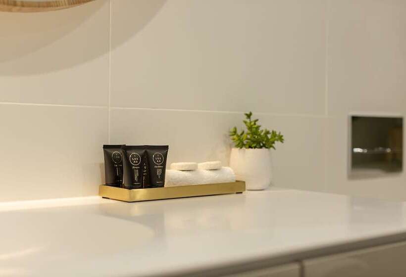 Astina Suites Forster