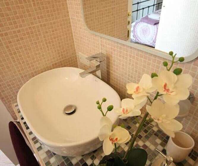 7 Archi Bed & Breakfast