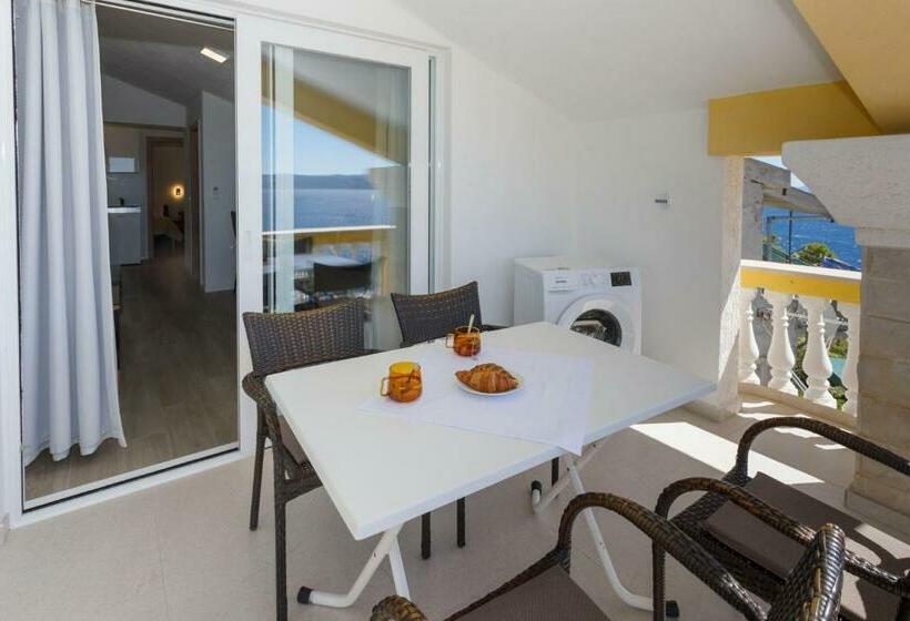 Apartments Beach Side Brela