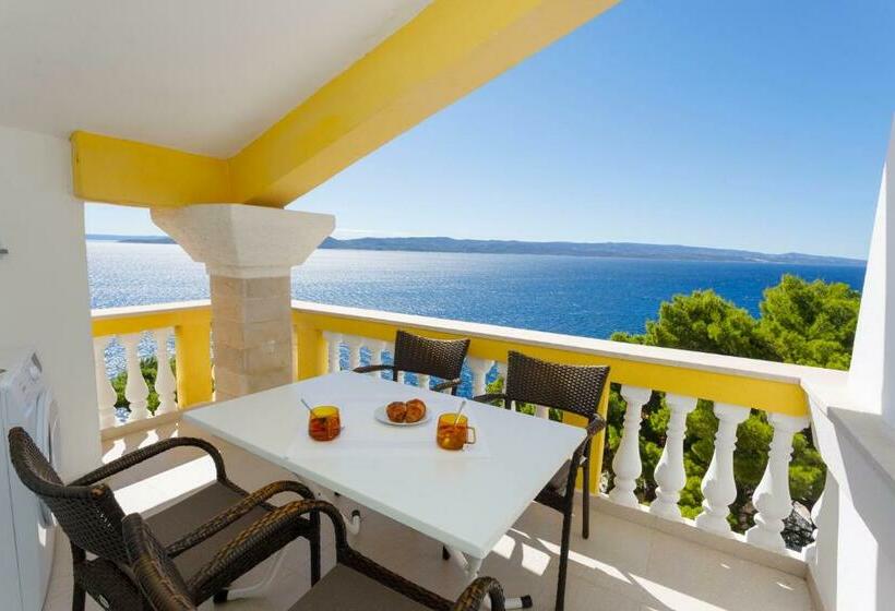 Apartments Beach Side Brela