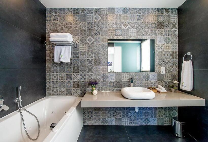 تختخواب و صبحانه Viewpoint Boutique Living